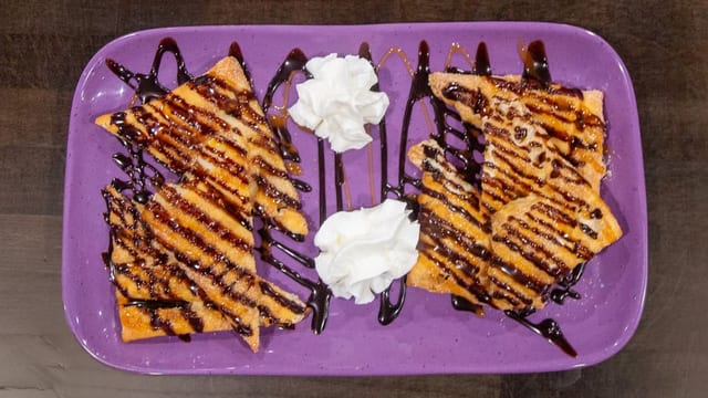 Sopapillas.